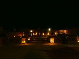 Foto sihtkohas Merzouga asuva majutusasutuse kasbah planet sahara galeriist
