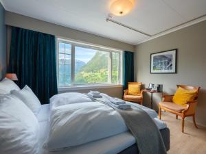 Postel nebo postele na pokoji v ubytování Hotel Utsikten - by Classic Norway Hotels + 37 fotografií