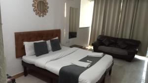 Posteľ alebo postele v izbe v ubytovaní Pearl bliss villa Calangute