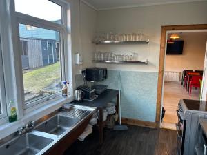 Kuchyň nebo kuchyňský kout v ubytování West Highland Lodge