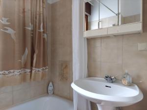 A bathroom at La Casetta nelle Dolomiti