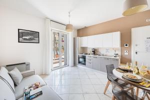 Gallery image of Residenza Miralago II by Wonderful Italy in Desenzano del Garda