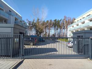 Budova, v ktorej sa apartmán nachádza + 5 fotografií
