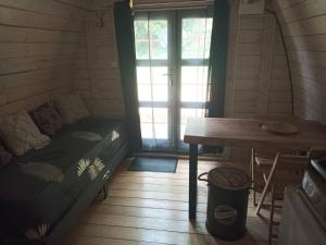 Posezení v ubytování Domaine de Cozance chambres d'hôtes et gîte - piscine mini-ferme