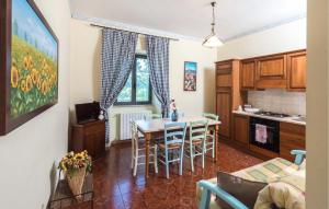 Η κουζίνα ή μικρή κουζίνα στο Gorgeous Home In Bagnoregio