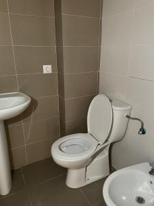 Koupelna v ubytování Apartament in Lucena del Cid Bajo B Ref 047