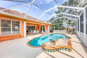 Πισίνα στο ή κοντά στο Villa Orange Paradise