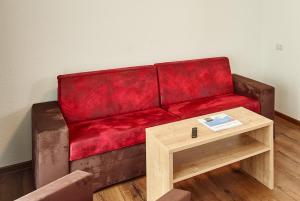 A seating area at A Casa Juwel Apartment
