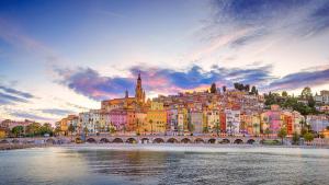 Příroda nedaleko apartmánu + 3 fotografie