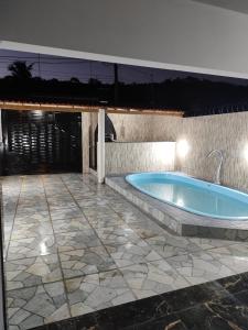 Casa Praia Maragogi - Peroba内部或周边的泳池