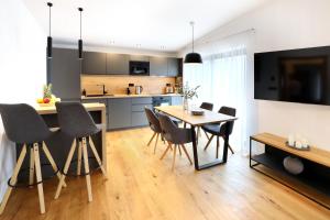 Kuchyň nebo kuchyňský kout v ubytování Apartmány Horizont