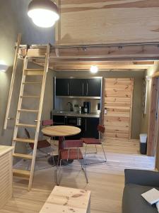 Kuchyň nebo kuchyňský kout v ubytování B&B Zirbenduft