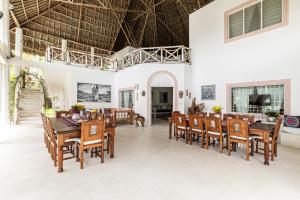 Restoran või mõni muu söögikoht majutusasutuses Chris House solo camere
