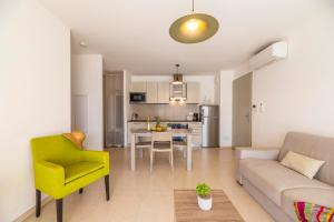 Kuchyň nebo kuchyňský kout v ubytování Residence A Marina