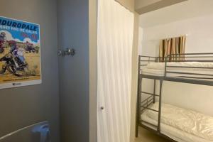 Posteľ alebo postele v izbe v ubytovaní Very nice 6 person apart with swimming pool tennis court and car park 202