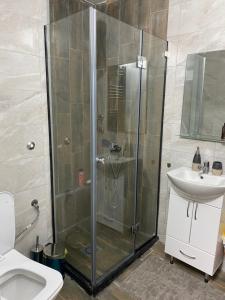 Ένα μπάνιο στο MIB Apartment +9 φωτογραφίες