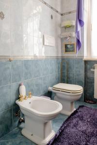 A bathroom at Alexander's Home