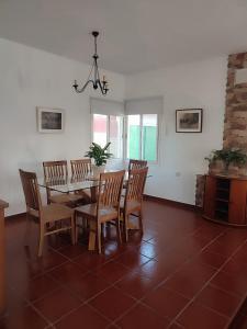 Posezení v ubytování Chalet Matalascañas + 33 fotografií