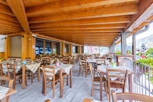 Restaurace v ubytování Hotel&Restaurant Armanac de Toubïe
