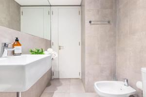 Modern&New Apartment in Palermo - by BueRentals的一间浴室