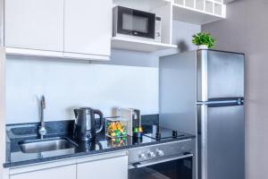 Modern&New Apartment in Palermo - by BueRentals的厨房或小厨房