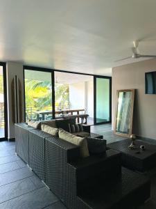 Μια τηλεόραση ή/και κέντρο ψυχαγωγίας στο Anclara Apartments +13 φωτογραφίες