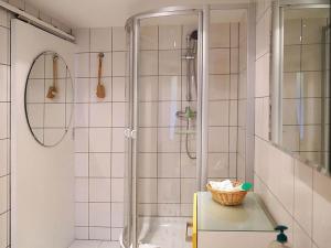 Kopalnica v nastanitvi Holiday home with art-formerly TUI Ferienhaus + 14 fotografij