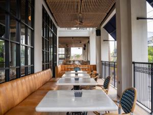 Ресторан / где поесть в Secana Beachtown Resort & Residences