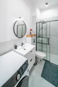 Koupelna v ubytování Komfortowy loft w centrum ~ Self Check-In 24h