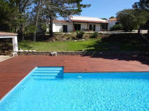 
The swimming pool at or near Casa das Xaras
