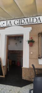 Fotografie z fotogalerie ubytování Hostal Restaurante La Giralda v destinaci Rota