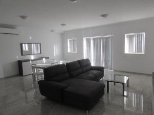 A seating area at Town Apartments