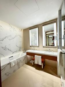 Gallery image of The address opera t1 burj khalifa in Dubai