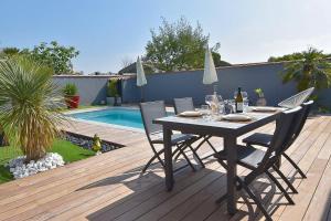 Πισίνα στο ή κοντά στο Superbe villa avec piscine chauffée