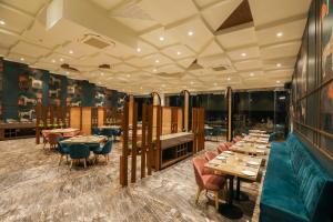 Posezení v ubytování Spree Hotel Aurangabad