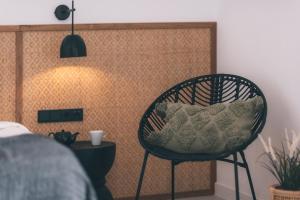 Uma área de estar em Adama Mykonos Boutique Hotel