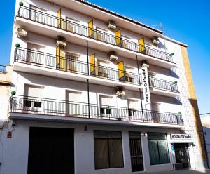 Balkón nebo terasa v ubytování HOSTAL CACHE