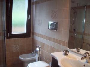 A bathroom at Villa Veronica
