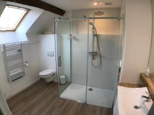 Ванна кімната в le Moulin de Braives