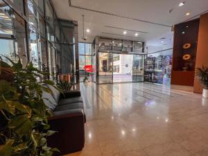 Posezení v ubytování Cosmos Living Cozy Studio Near Dubai Marina