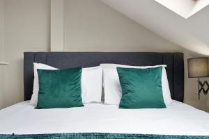 Cleveland Residences Russell Square客房内的一张或多张床位
