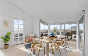 Φωτογραφία από το άλμπουμ του Stunning Home In Løkken With Wifi σε Løkken