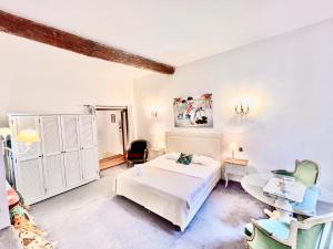 апарт-отель Riviera - DDD Vieille Ville - Charmant appartement de 4 pieces a deux pas de la plage - ESPRIT VILLA