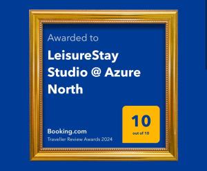 LeisureStay Studio @ Azure North في سان فيرناندو: صورة إطار صورة مع النص أراد إلقاء محاضرة في الاستوديو c avenue