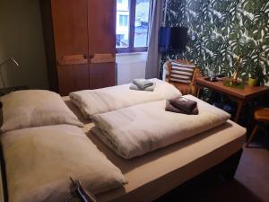 Un pat sau paturi într-o cameră la Haus Gertraud