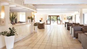 Khu vực ghế ngồi tại Hotel Cala Fiorita