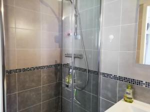 Kúpeľňa v ubytovaní Résidence Le Chateau Durieux 1 - Agréable studio au coeur des commerces ! MAE-4104 + 7 fotografií