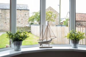 Gallery image of Snowdrop Cottage in Seahouses
