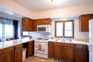 Gallery image of Do NOT BOOK - Not Operating in Anchorage