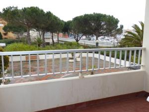 Fotografia z galérie ubytovania Appartement 2 pièces, piscine, parking, proche commodités, Cap d'Agde - FR-1-723-1 v destinácii Cap d'Agde